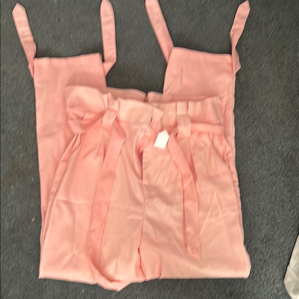 NWT Pink Tie-Waist pants with tie at ankles size large